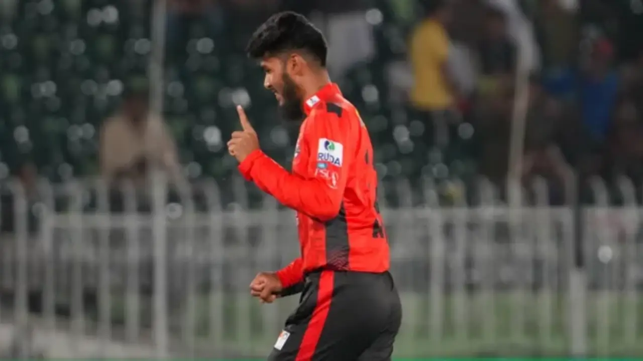 অবশেষে লাহোর একাদশে ফিরলেন রিশাদ