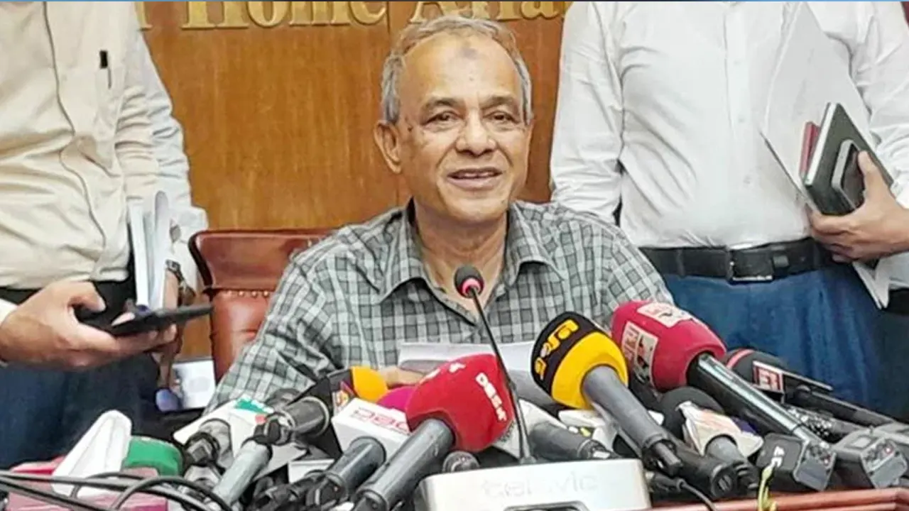 ৫ আগস্ট ঘিরে আতঙ্কের কিছু নেই, বলছেন স্বরাষ্ট্র উপদেষ্টা