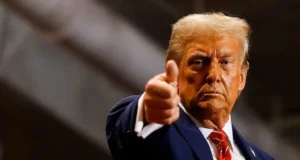 ভদ্রতার দিন শেষ, ইরানকে হুমকি দিয়ে যা বললেন ট্রাম্প