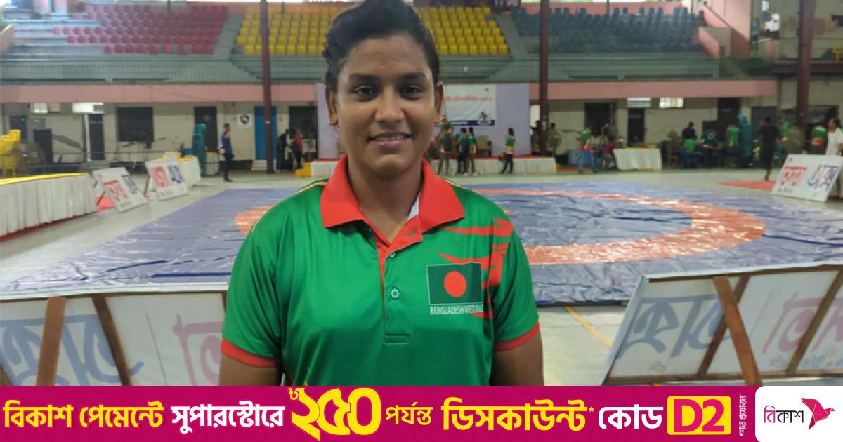 কাঁধের হাড় ভেঙে গিয়েছিল তারপরও দমে যাননি হালিমা