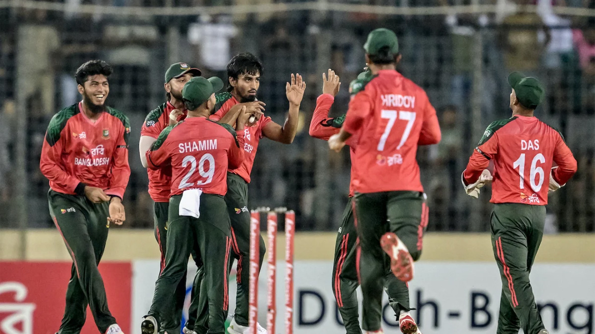টস জিতে ফিল্ডিংয়ে বাংলাদেশ