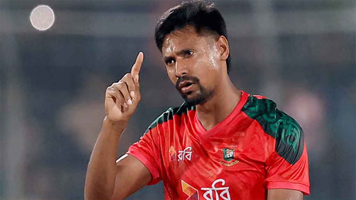 সাকিবের রেকর্ড এখন মোস্তাফিজের