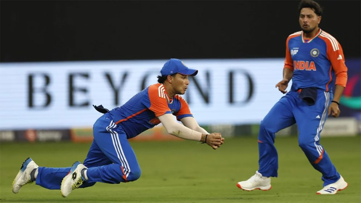 ক্যাচ মিসের মহড়ায় ভারত