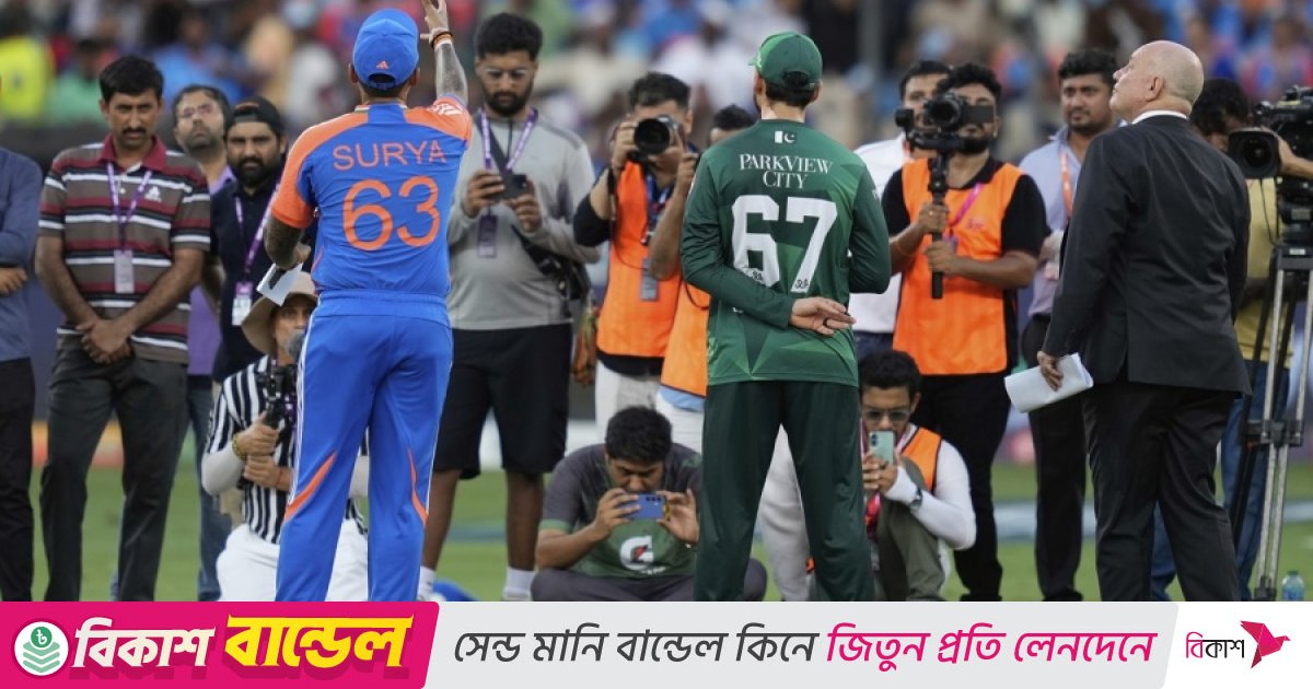 করমর্দন বিতর্ক ছাপিয়ে নজর এবার ভারত-পাকিস্তান দ্বৈরথে