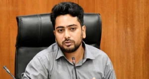 শেখ হাসিনার জন্য ফাঁসির দড়ি অপেক্ষা করছে : নাহিদ ইসলাম