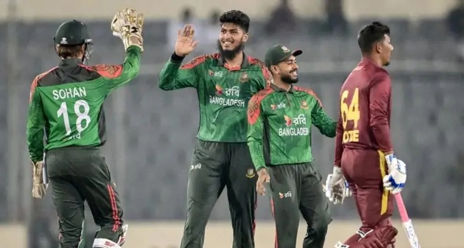 ওয়ানডে ইতিহাসের দ্বিতীয় বড় জয় তুলে নিলো বাংলাদেশ