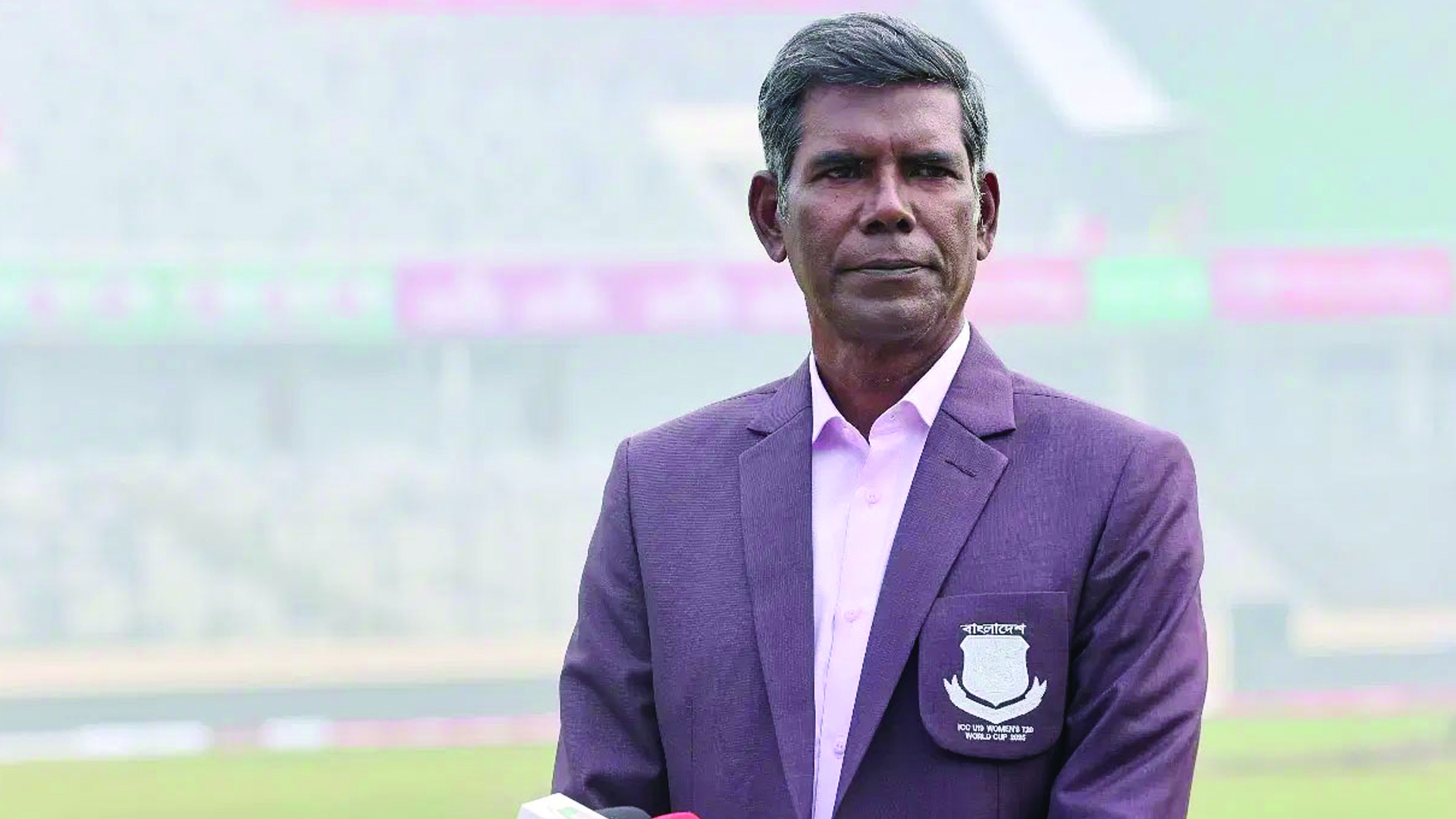 হাসপাতাল থেকে ফিরেই বাংলাদেশ কোচ যেতে চেয়েছিলেন অনুশীলনে
