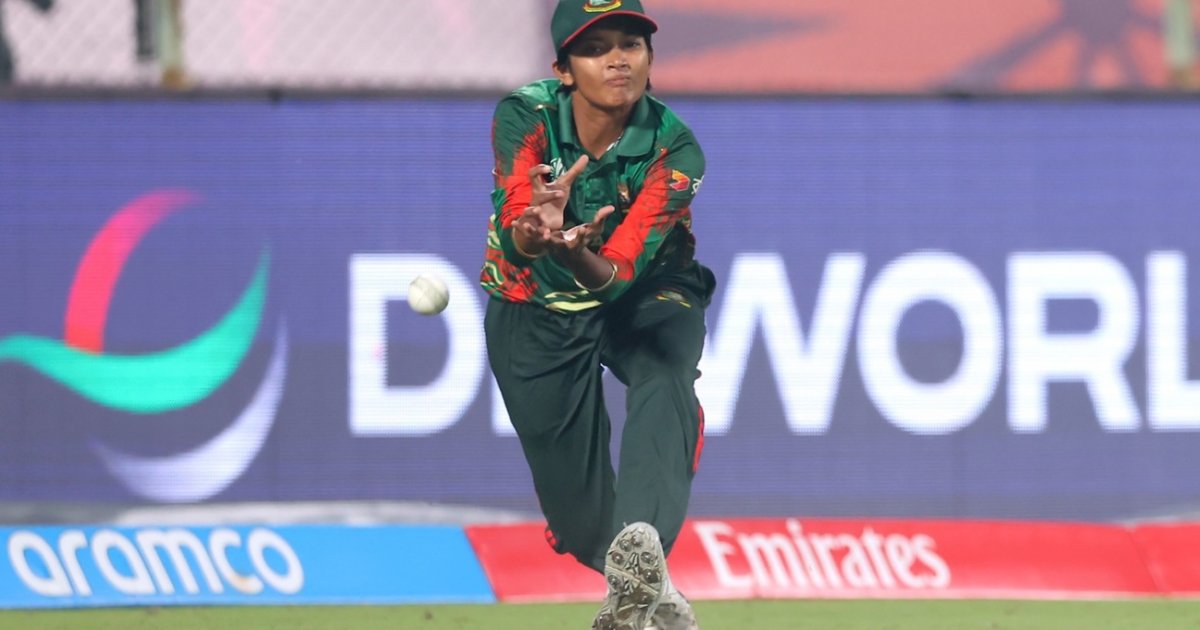 বাজে ফিল্ডিংয়ে আরও একটি হার বাংলাদেশের