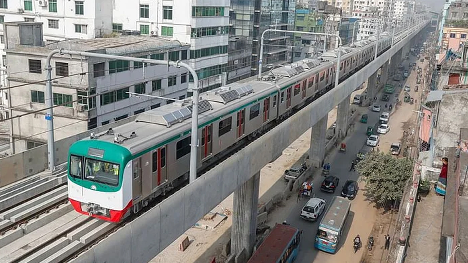 সকাল থেকে মেট্রোরেল চলাচল স্বাভাবিক