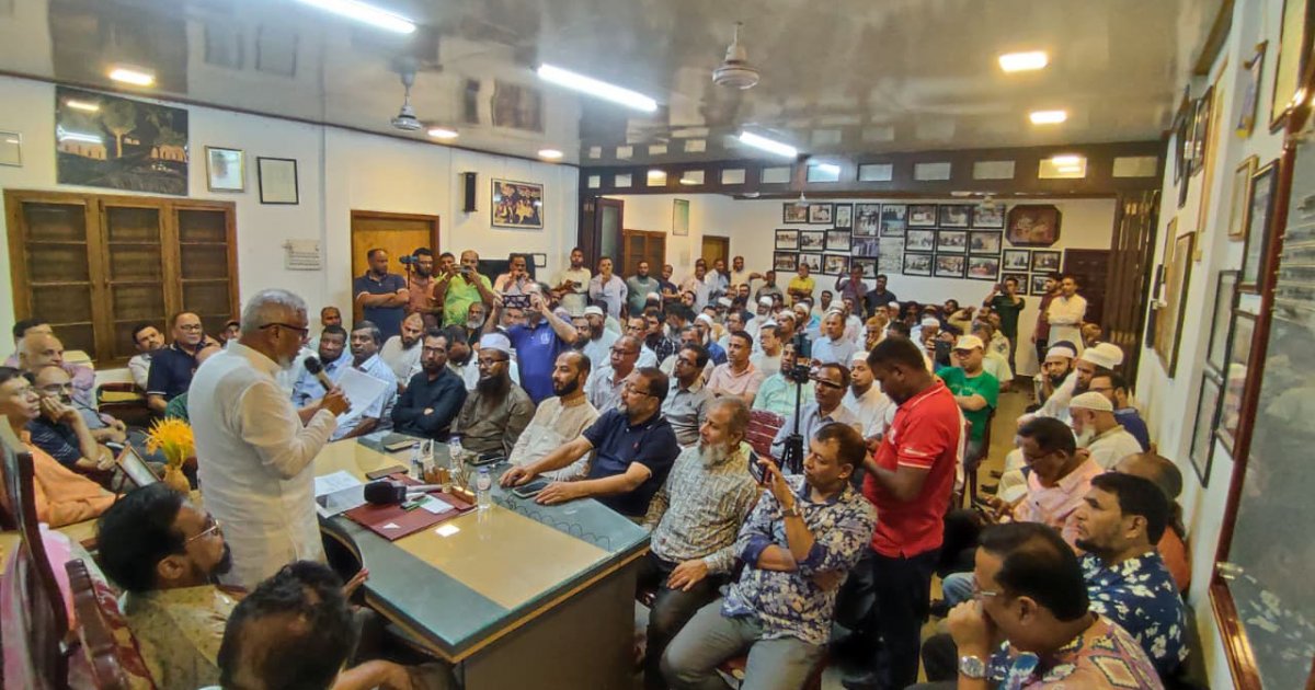সিলেট নগরীতে অবস্থান কর্মসূচির ডাক সাবেক মেয়র আরিফের