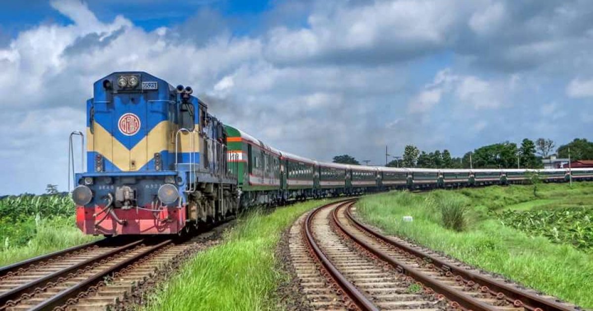 ইঞ্জিন সংকটে নেত্রকোনায় চলছে না দুই লোকাল ট্রেন