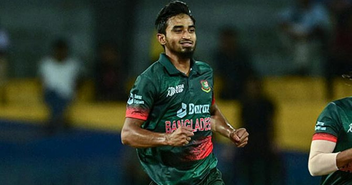 জুটি গড়ে খেলছেন গুরবাজ-রহমত