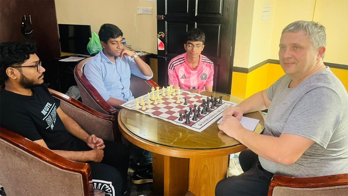 রাশিয়ান কোচকে নিয়োগ দিলো দাবা ফেডারেশন