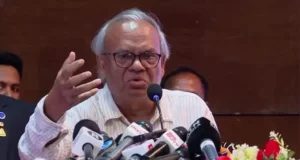 মন্ত্রীদের সবসময় সতর্ক থাকতে বললেন রিজভী