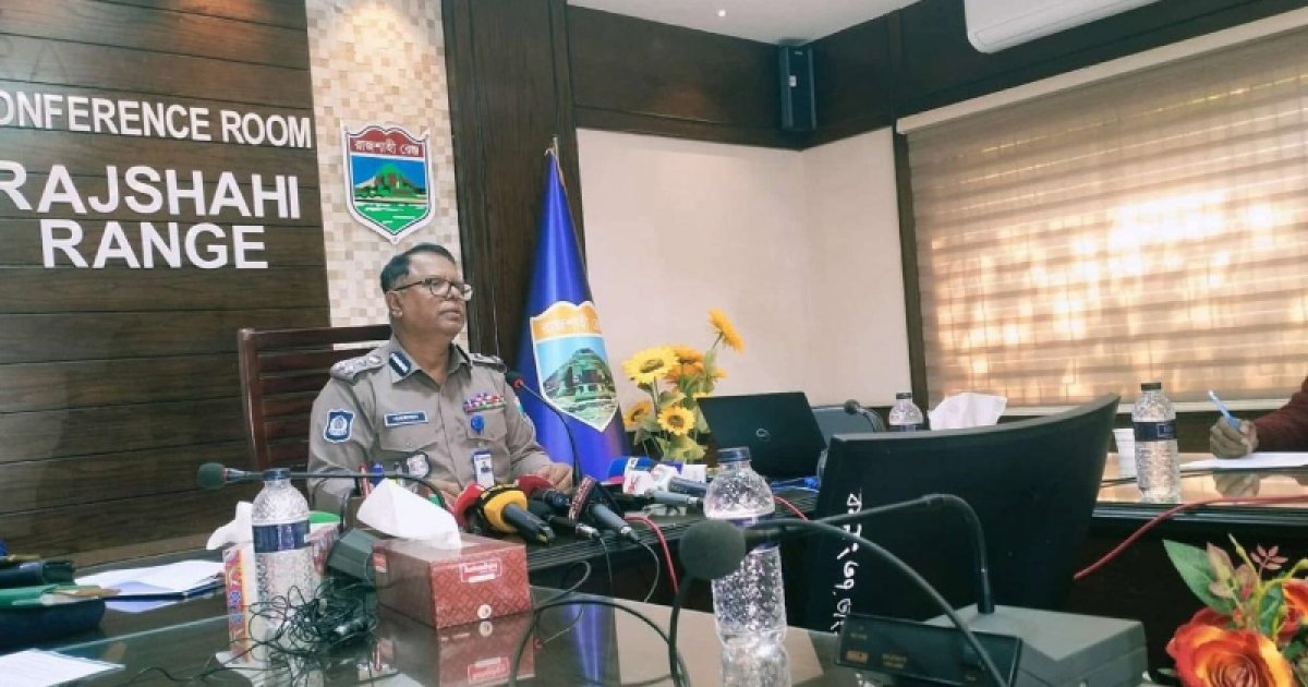 এবার ‘অপারেশন ফার্স্ট লাইট’ নাটোর-পাবনায় গ্রেফতার ৭২