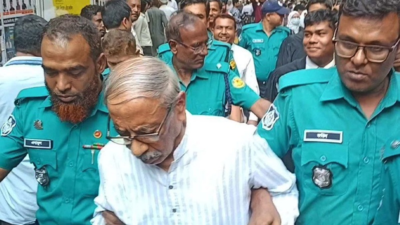 শাপলা চত্বরে গণহত্যা মামলার আসামি শাহরিয়ার কবিরকে ট্রাইব্যুনালে হাজিরের নির্দেশ