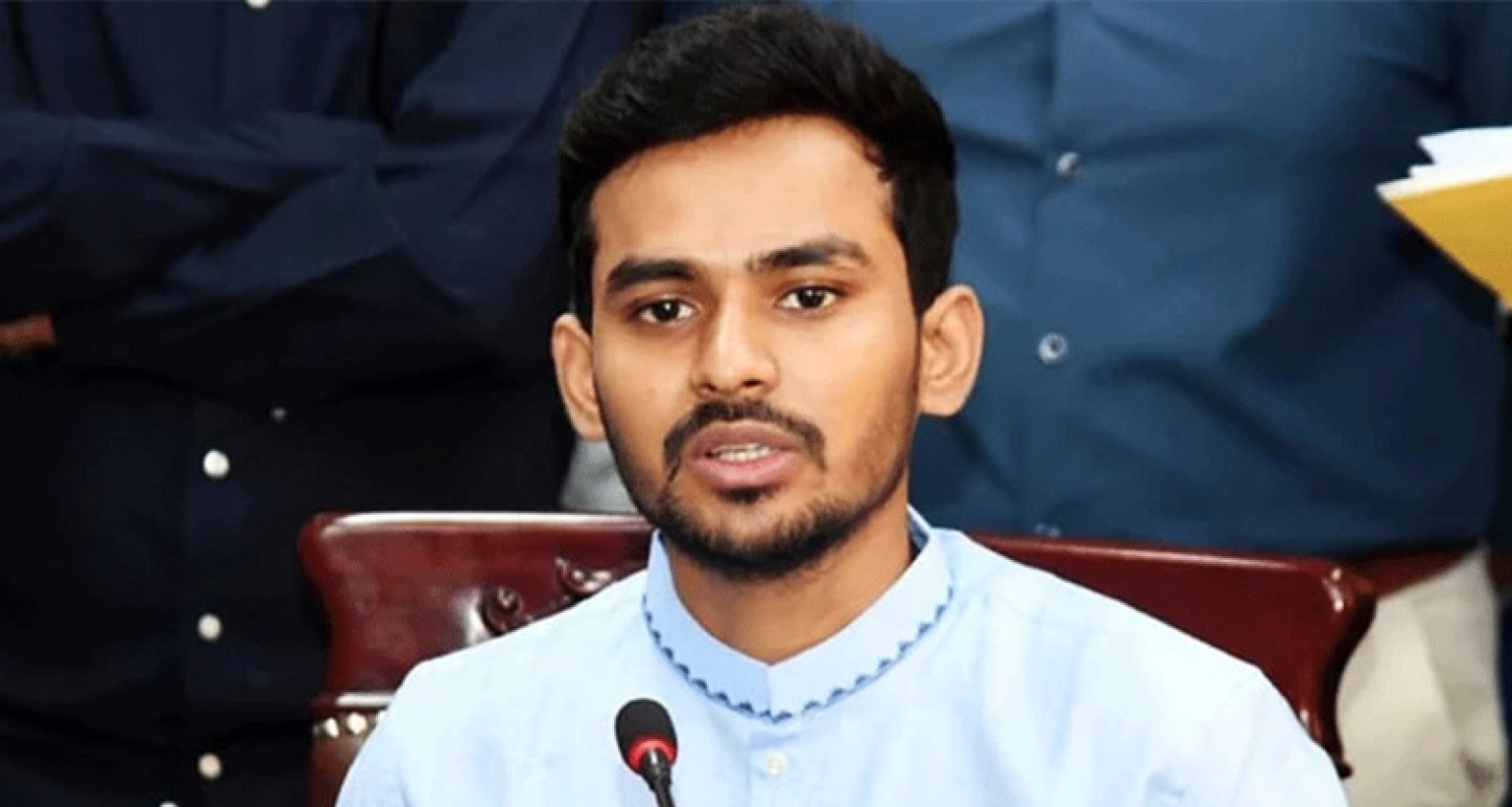 হাসিনার সন্তানদেরকে পুনর্বাসনের চেষ্টা করলে ১১ দলীয় জোটসহ জনগণ প্রতিহত করবে : আসিফ মাহমুদ