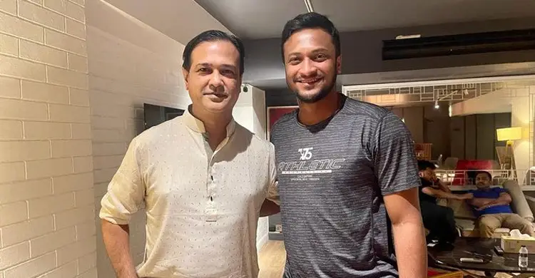 দেশে ফিরে ক্রিকেট খেলতে চাইলে দায় স্বীকার করেই খেলতে হবে সাকিবকে: আসিফ