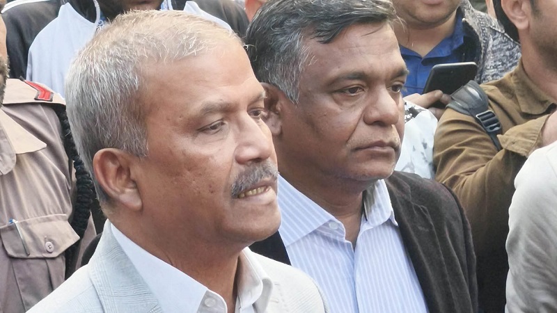 ভারতে বিশ্বকাপ না খেলার সিদ্ধান্তে অনড় বাংলাদেশ: আসিফ নজরুল