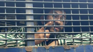 ৩৫ লাখ টাকার সম্পদ বাপ দিছে, আমি জেল খাটব কেন : সিয়াম