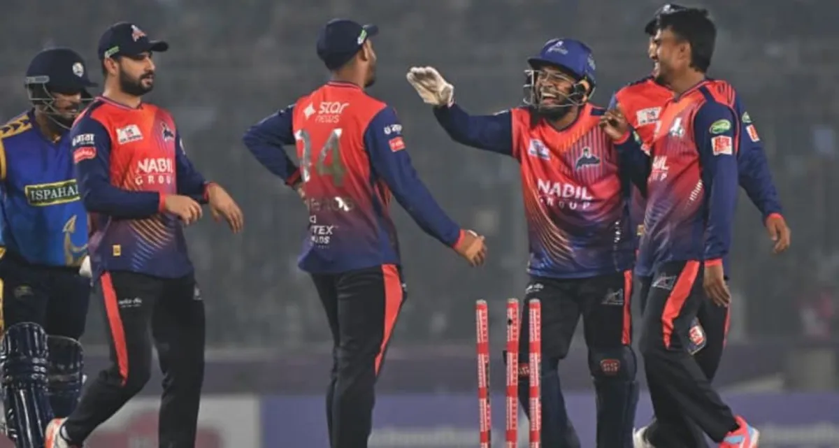 ৬৩ রানের বড় ব্যবধানে চ্যাম্পিয়ন রাজশাহী ওয়ারিয়র্স