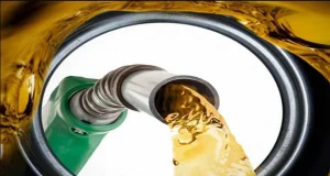 আলোচনা থেমে যাওয়ায় আবারও বাড়ল তেলের দাম