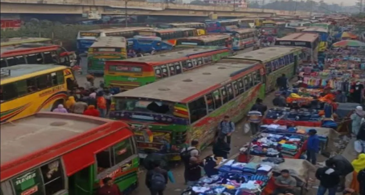 ঘরমুখী মানুষের ঢল, দীর্ঘ ৫০ কিলোমিটারজুড়ে তীব্র যানজট