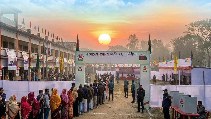 ১৫ বছরের প্রতীক্ষার অবসান : রাত পোহালেই ত্রয়োদশ সংসদ ভোট
