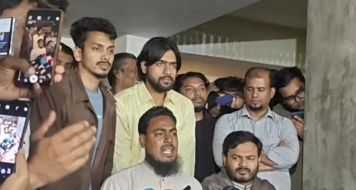 তারেক রহমানের সাথে কী কথা হয়েছে, জানালেন আখতার হোসেন