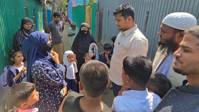 শপথ নিয়েই জুলাই শহিদ পরিবার ও আহতদের পাশে হাসনাত আবদুল্লাহ