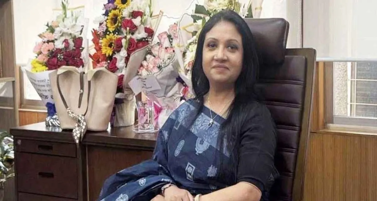 বাবার ‘চেয়ার’ পেয়ে প্রতিমন্ত্রী পুতুলের আবেগঘন বার্তা