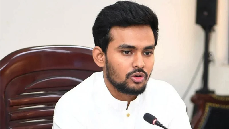 স্থানীয় সরকার নির্বাচনে দলীয় প্রতীক নিয়ে ইসির বক্তব্য বিভ্রান্তিকর: আসিফ মাহমুদ