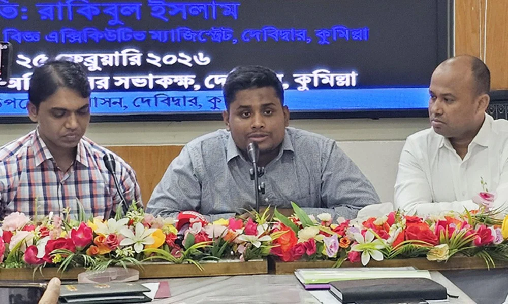 থানা-পুলিশকে ম্যানেজ করে গোমতী নদীর মাটি কাটা হচ্ছে: হাসনাত