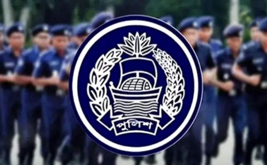 বাহিনীর মতামত ছাড়াই নতুন ইউনিফর্ম নির্ধারণ, পরিবর্তনের জোর দাবি পুলিশের