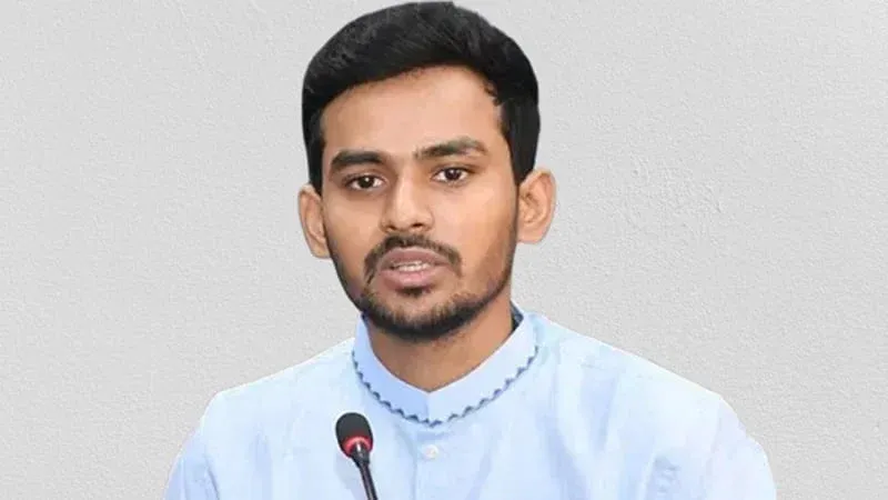সাকিবকে খেলতে না দেওয়া দুর্নীতি হলে শাস্তি পেতে রাজি: আসিফ মাহমুদ