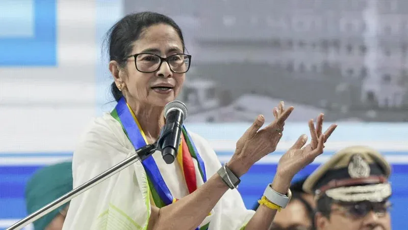 পশ্চিমবঙ্গে বাদ পড়ছেন ১ কোটি ২০ লাখ ভোটার: মমতা বন্দ্যোপাধ্যায়