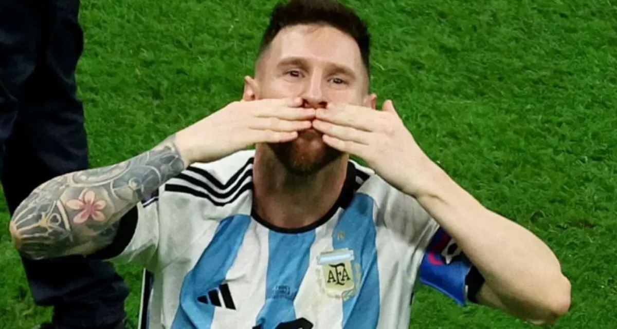 এবার মেসিকে ডাকছে যে ইতিহাস