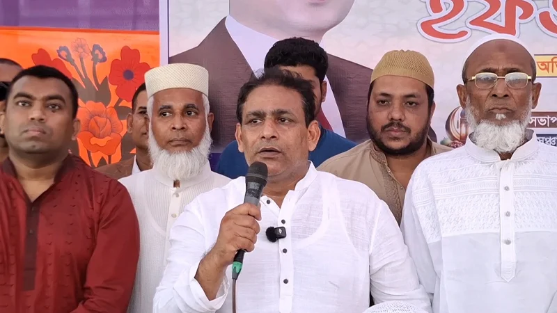 ‘ক্ষমতায় না আসতে পেরে একটি দল পাগলামি শুরু করছে’
