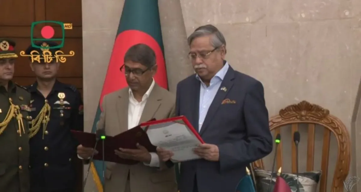 মন্ত্রী করা হলো আহমদ আজম খানকে