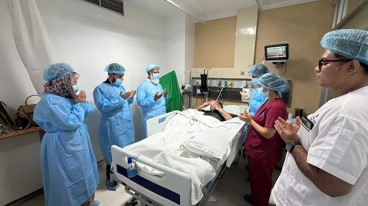 অসুস্থ মির্জা আব্বাসকে হাসপাতালে দেখতে গেলেন জামায়াত আমীর