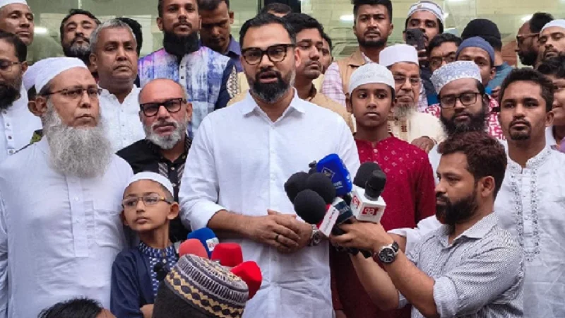 ৫ ওয়াক্ত নামাজ পড়ায় কিশোরদের সাইকেল উপহার দিলেন ক্রীড়া প্রতিমন্ত্রী