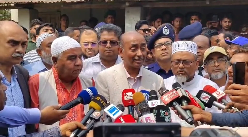 এনসিপি নেতারা গণভোট নিয়ে অর্ধেক বুঝেছেন: আইনমন্ত্রী