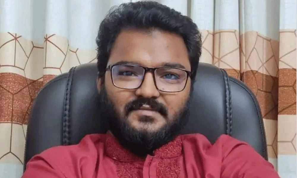 রাষ্ট্রপতির অপসারণের আন্দোলন থামাতে কল দিয়েছিলেন নাহিদ-মাহফুজ: ফারুক