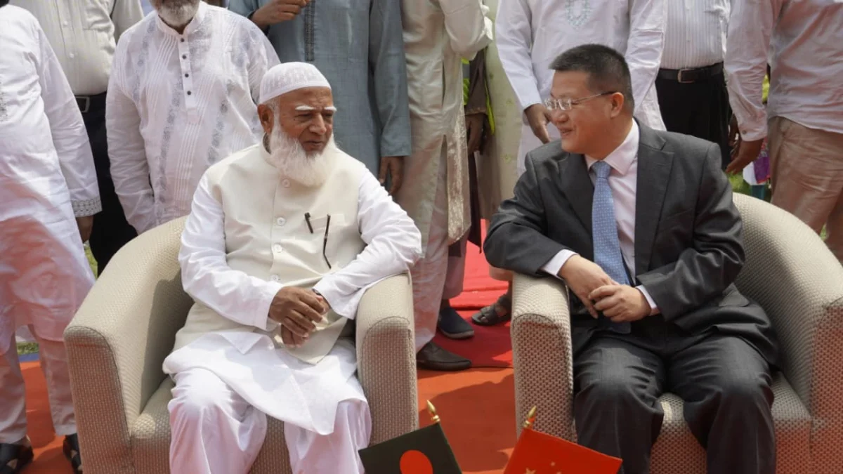 ‘চীনের উপহার জামাতের নামে বিলি’