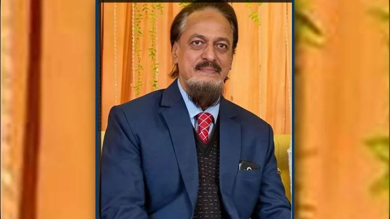 ট্রাইব্যুনাল চেয়ারম্যানের ফেসবুক-হোয়াটসঅ্যাপ অ্যাকাউন্ট হ্যাকড