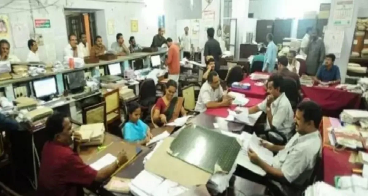 সরকার এবার যে পরিকল্পনা করছে সরকারি চাকরিজীবীদের ব্যাপারে