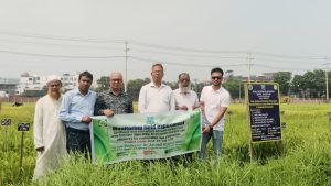 বাকৃ‌বি‌তে ন‌্যা‌নো ইউ‌রিয়া উদ্ভাবন , ল‌্যাব ছা‌ড়ি‌য়ে মা‌ঠেও অ‌ধিক উৎপাদ‌নে সফল