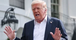 ইরানে এফ-১৫ যুদ্ধবিমান ভূপাতিত হওয়ার পর কয়েক ঘণ্টা চিৎকার করেন ট্রাম্প