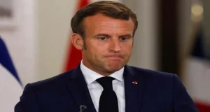 হঠাৎ রাজনীতি ছাড়ার ঘোষণা দিয়ে যা বললেন ফ্রান্সের প্রেসিডেন্ট ম্যাক্রোঁ