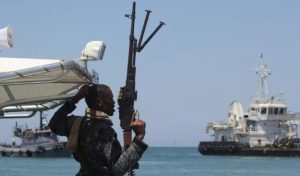 জলদস্যু হামলায় তেলবাহী জাহাজসহ জিম্মি ১১ পাকিস্তানি নাবিক